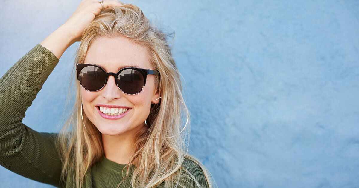 >Unsichtbare Zahnschienen im Alltag: Die häufigsten Fehler – und wie du sie vermeidest