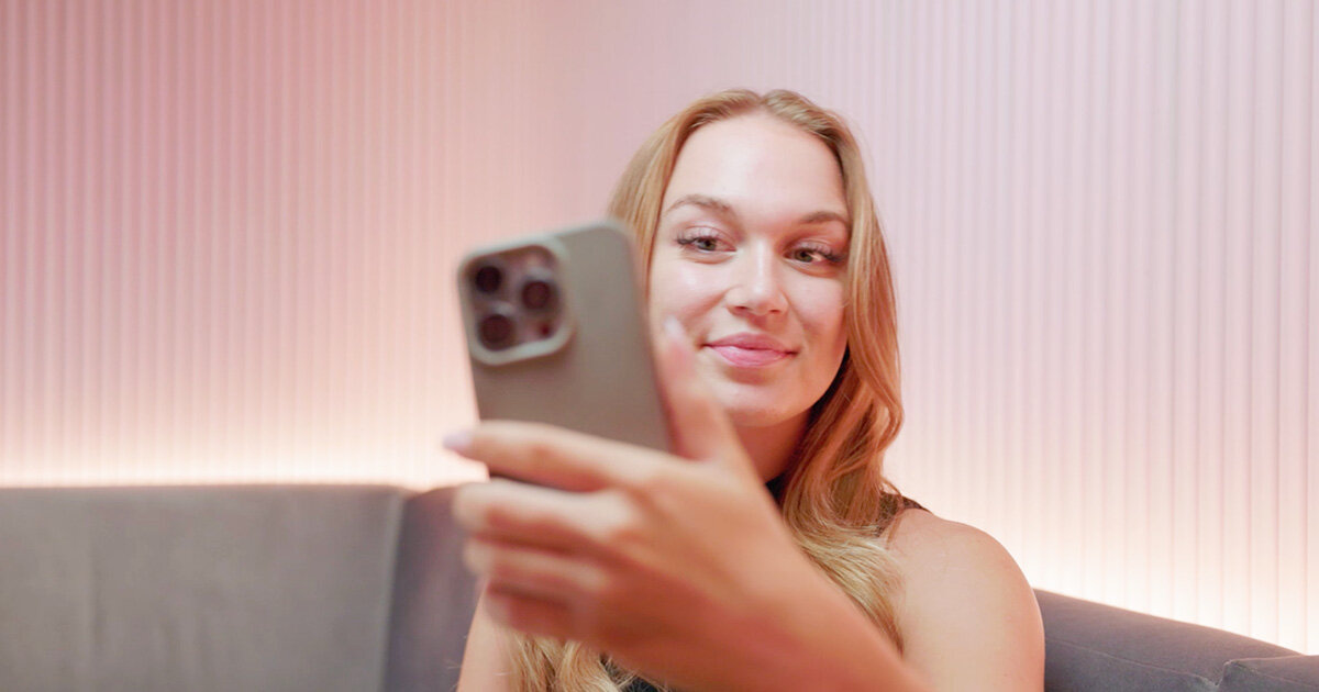 >Ist eine unsichtbare Zahnspange auch für Jugendliche ab 16 geeignet – oder nur für Erwachsene?