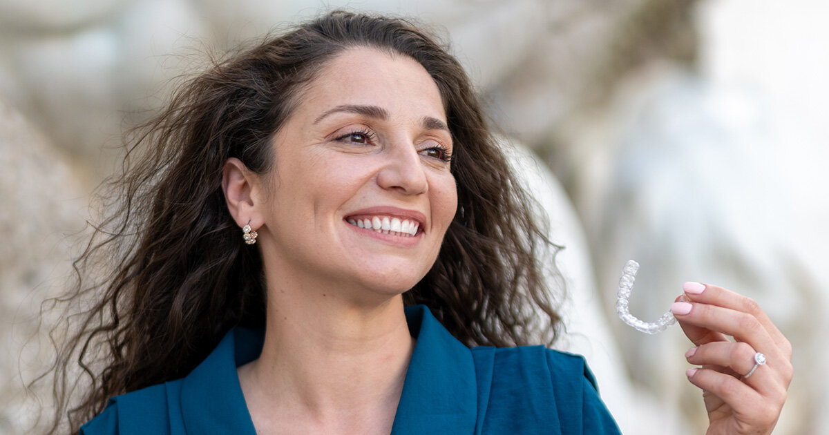 >Ist eine unsichtbare Zahnspange auch während der Schwangerschaft oder beim Stillen möglich?